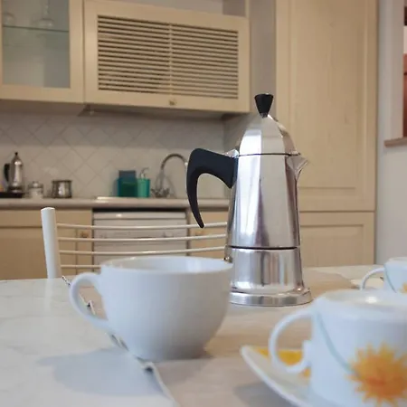 Yourhome شقة *