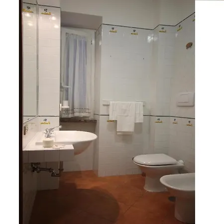 Yourhome * روما